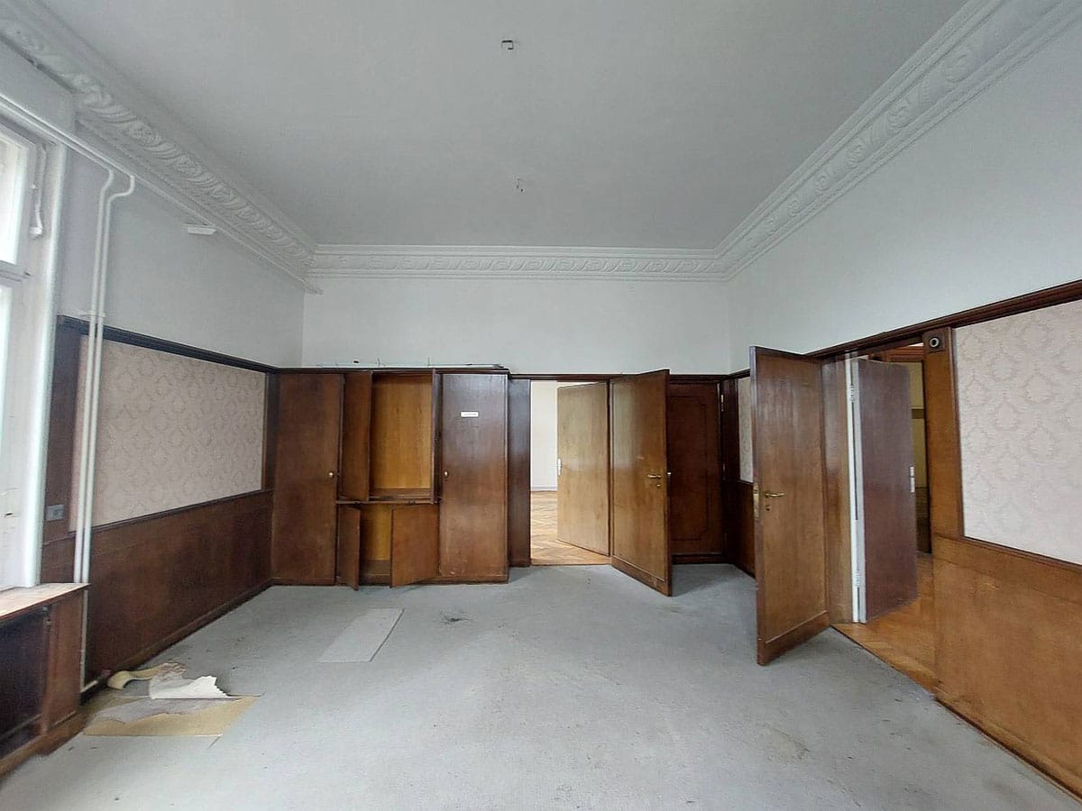 our showroom before renovation