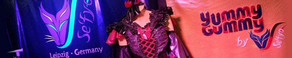 detail of a once in a lifetime by setyo gothic lolita dress