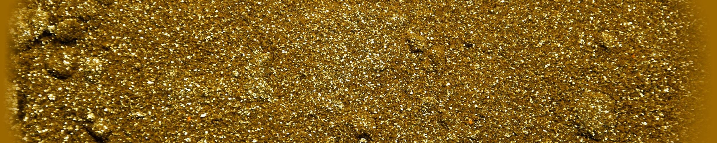 golden glitter powder