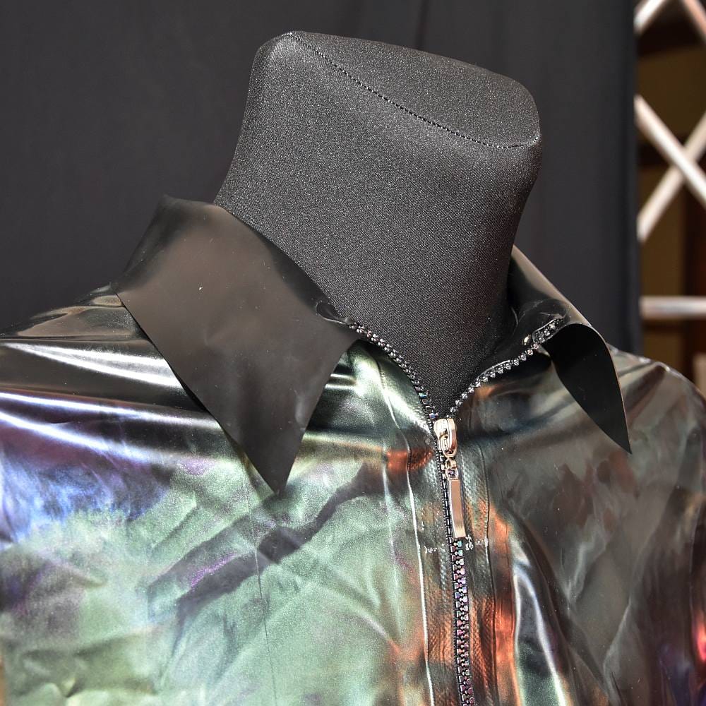Se'tyo Bringing the Colors Back collection - Latex Shirt (collar detail)