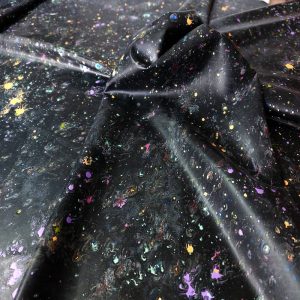 The Old YummyGummy – Farbsplatter auf Schwarz (Altbestand)